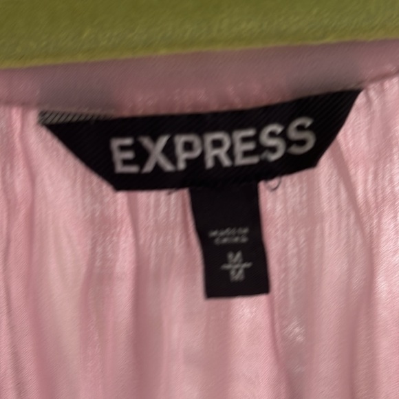Women’s express blouse like new condition. - Picture 4 of 5